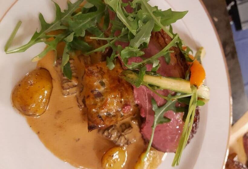 Bed and Breakfast Chateau De Riverie Chambres Et Table D Hôtes