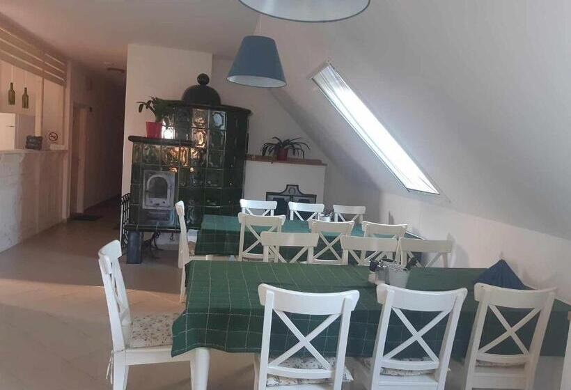 مبيت وإفطار Gyulavezér Lovasbirodalma