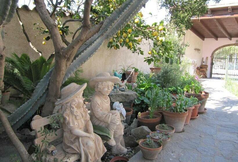 مبيت وإفطار Il Portico