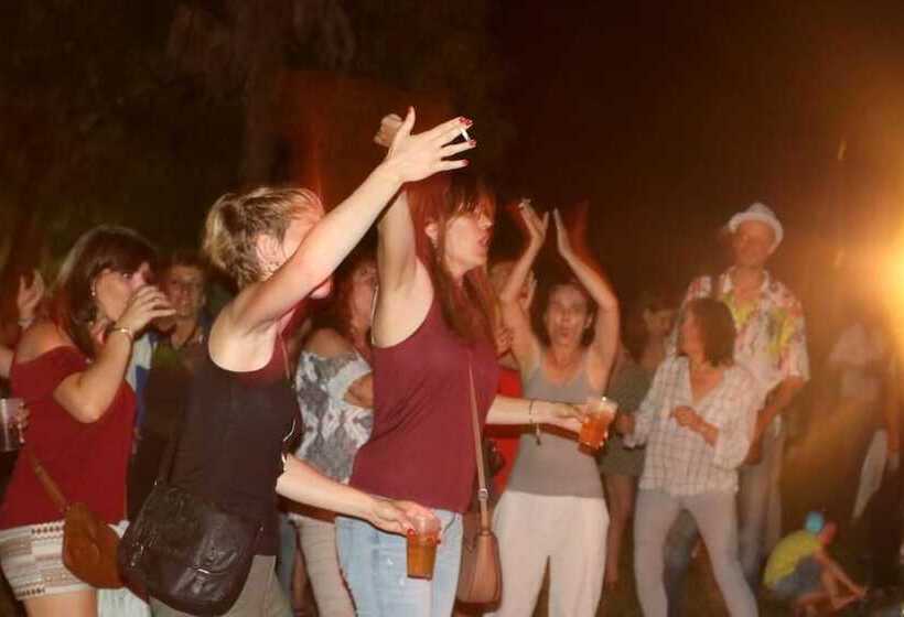 مبيت وإفطار Les Chambres De Lily