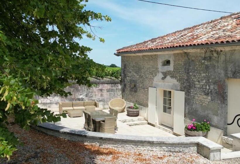 مبيت وإفطار Logis Du Paradis