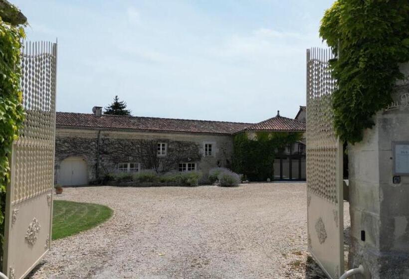 مبيت وإفطار Logis Du Paradis