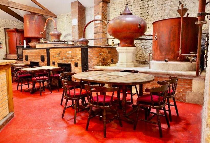 مبيت وإفطار Logis Du Paradis