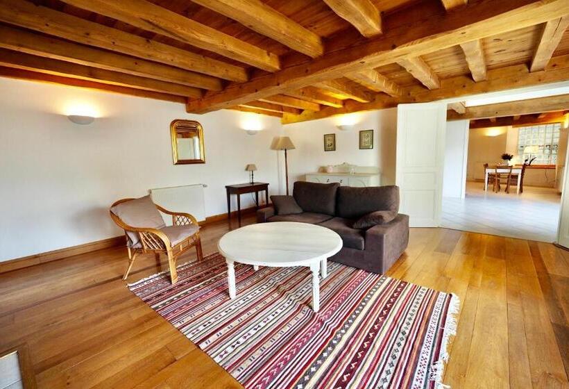 مبيت وإفطار Logis Du Paradis