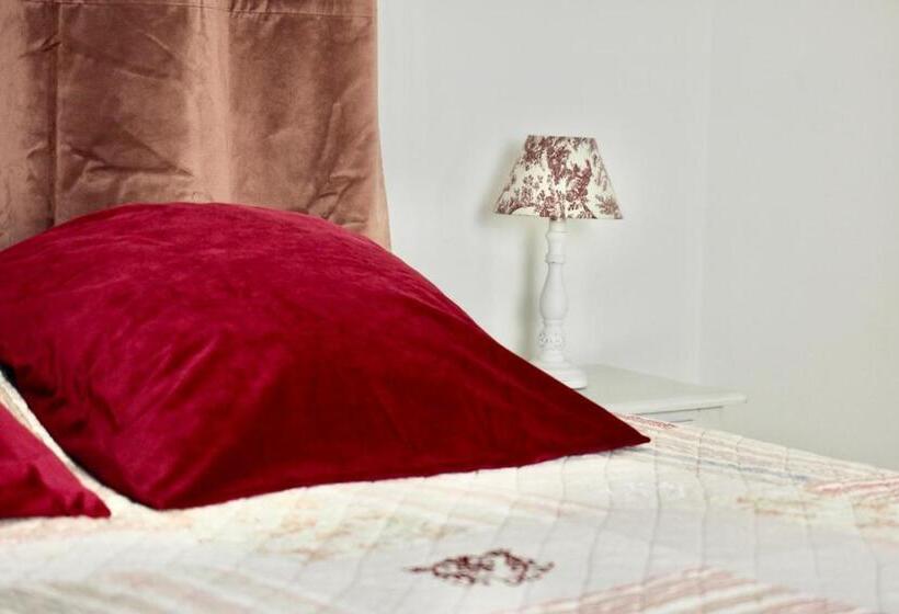 مبيت وإفطار Logis Du Paradis