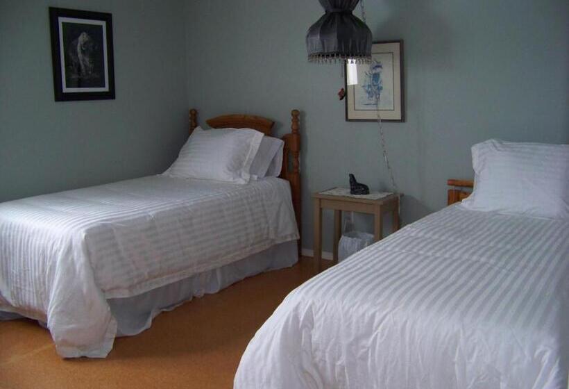 ベッドアンドブレックファースト Moon Gate Guest House