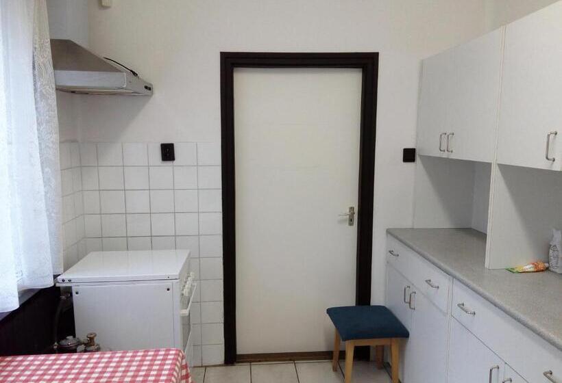 مبيت وإفطار Pénzpataki Vadászház