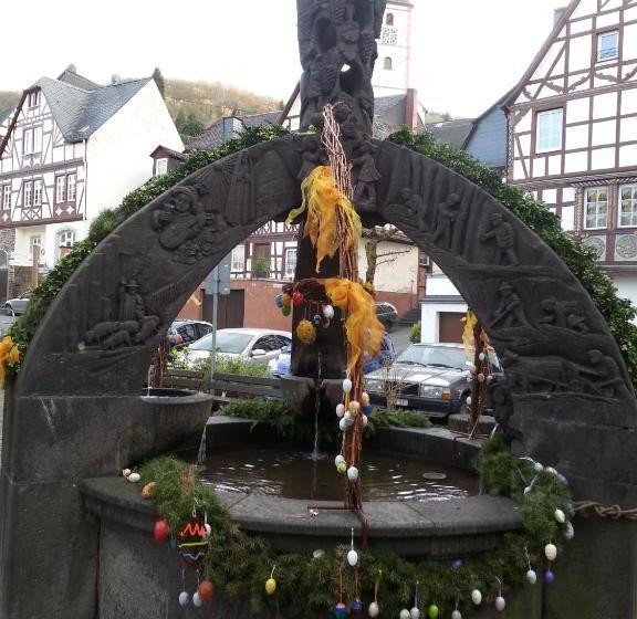 ベッドアンドブレックファースト Weingut U. Gästehaus Menten