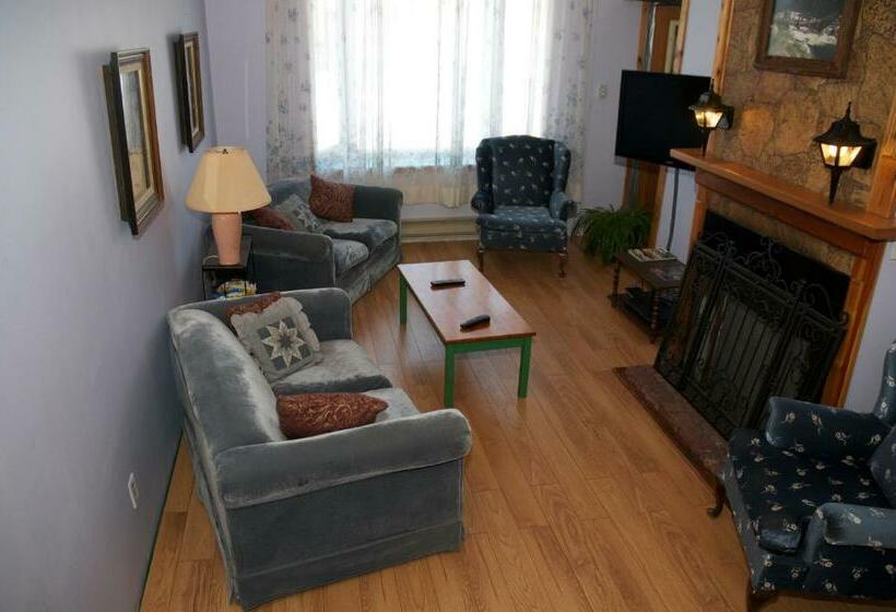 Bluenose Bed & Breakfast