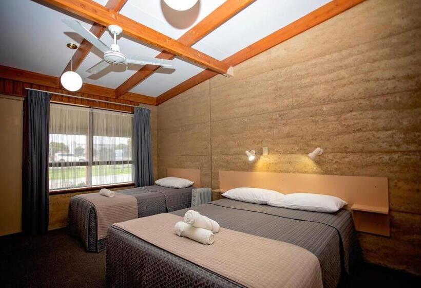 Hopetoun Motel & Chalet Village