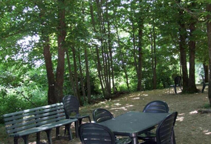 בית מלון כפרי Agriturismo Il Castagneto