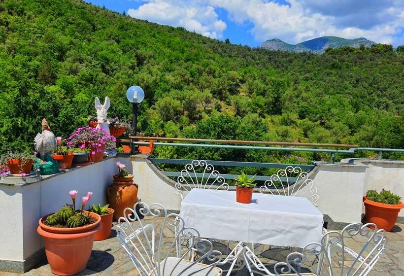 בית מלון כפרי Agriturismo Monte Acuto   Natura, Mare & Relax In Piscina