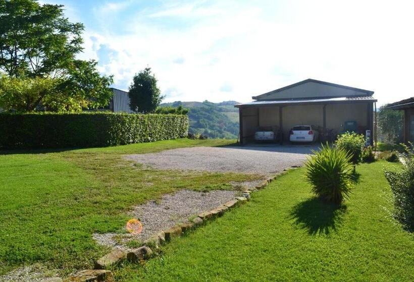 בית מלון כפרי Agriturismo Montorso