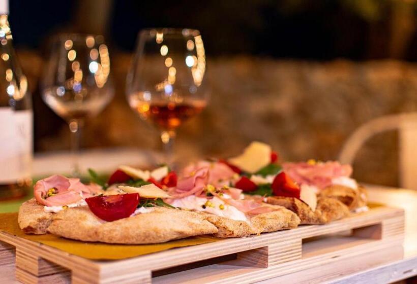 Отель Ai Pilieri Di Bagnoli