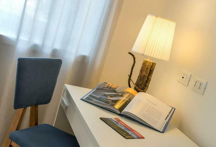 호텔 Albergo Berna