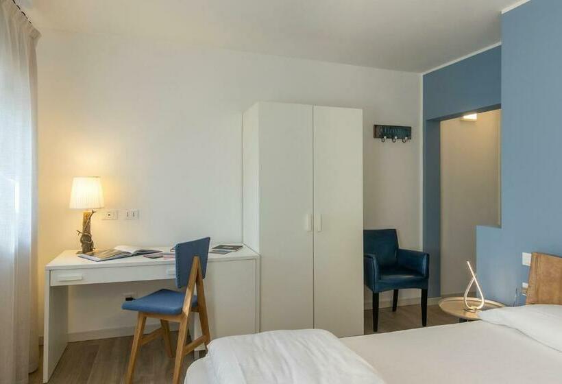 호텔 Albergo Berna