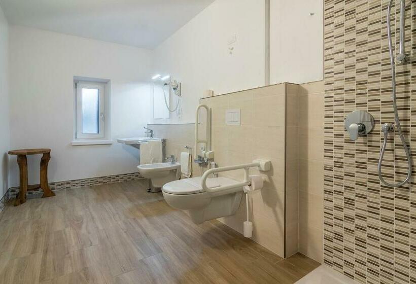 호텔 Albergo Berna