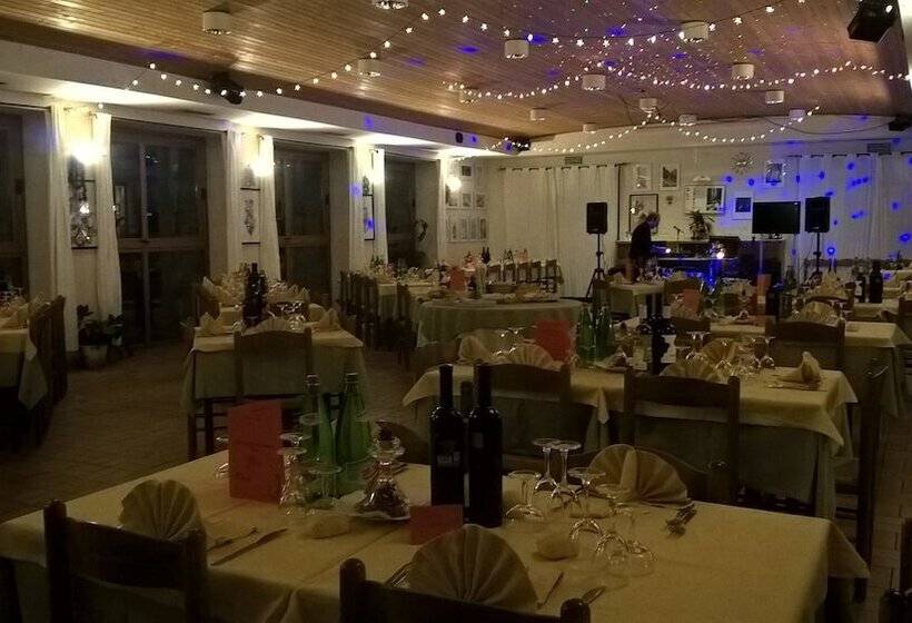 בית מלון כפרי Albergo Ristorante Sargas