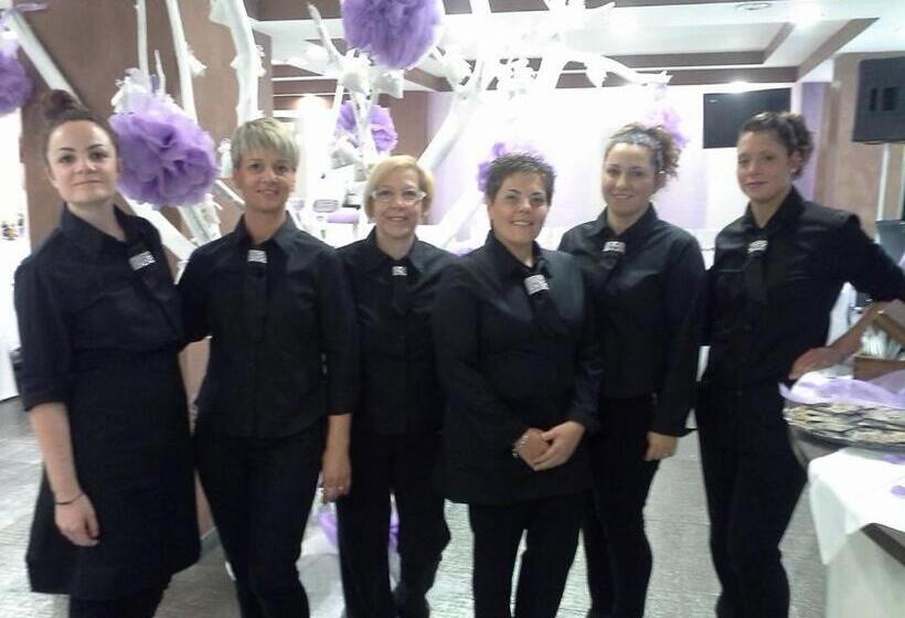 ホテル Albergo Ristorante Uspa