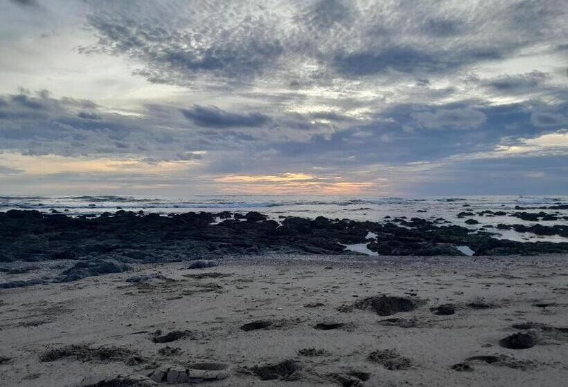 酒店 Cabinas La Playa