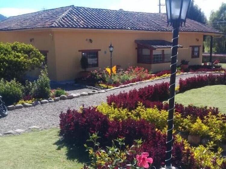 فندق Campestre Franchesca