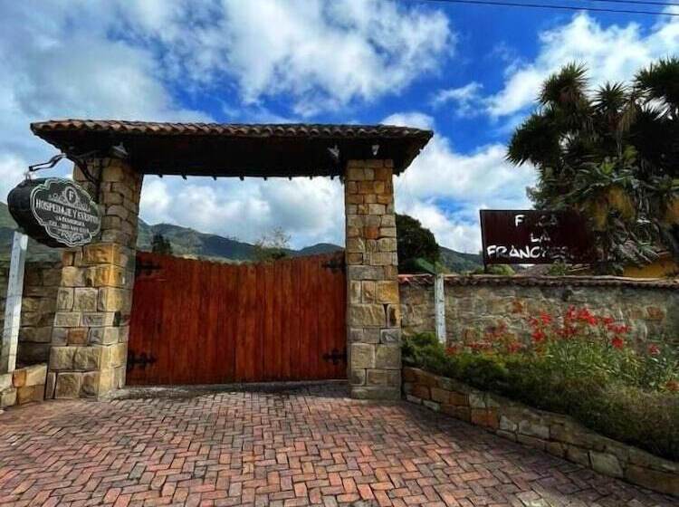 فندق Campestre Franchesca