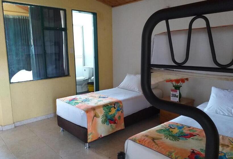 호텔 Centro Recreacional Iasceboy