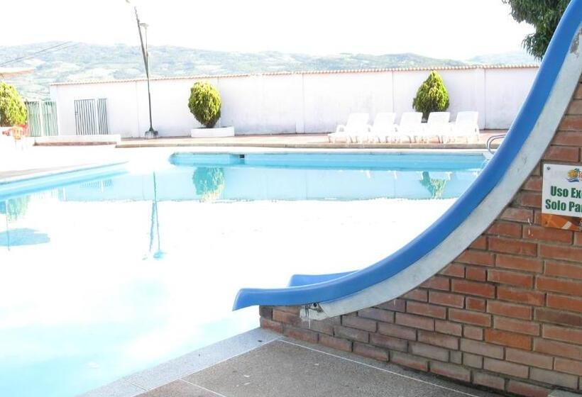 호텔 Centro Recreacional Iasceboy