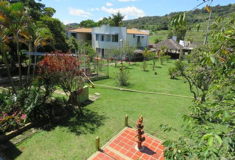 호텔 Centro Recreacional Iasceboy