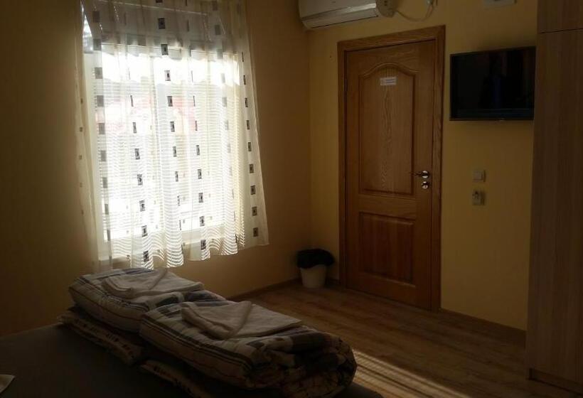 בית מלון כפרי Complex Diva