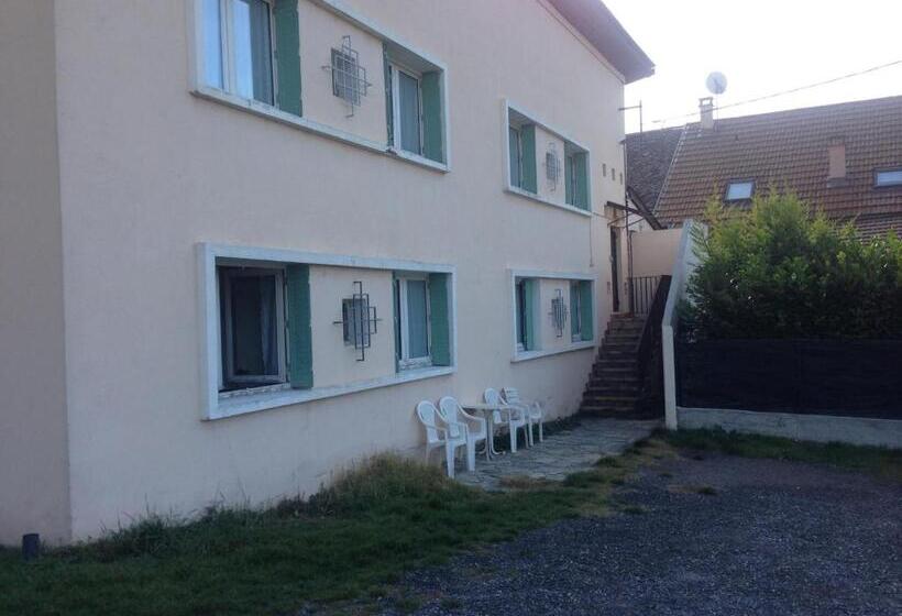 فندق De La Poste