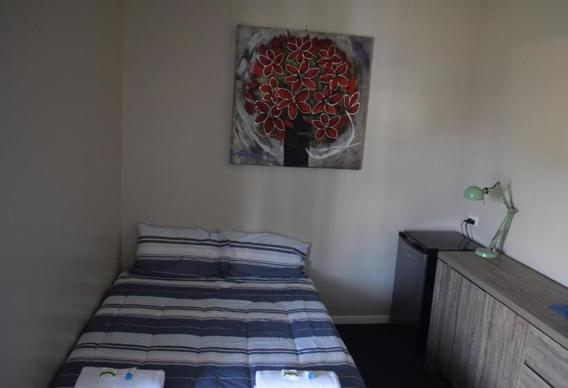 Grand Hotel Mount Morgan