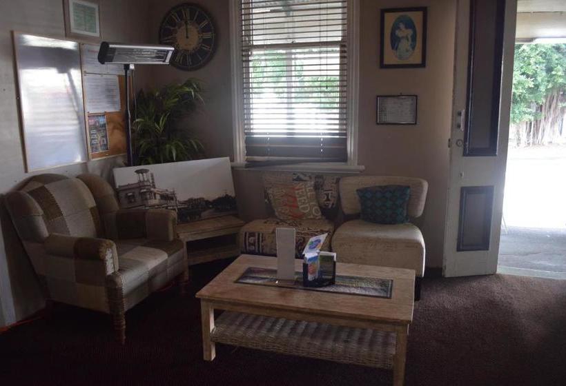 Grand Hotel Mount Morgan