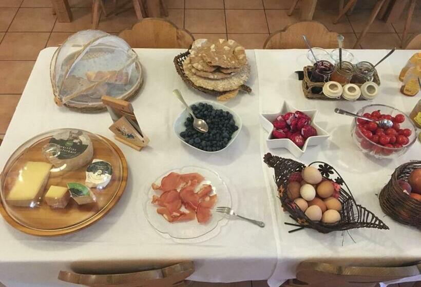 Отель Haflingerhof Frühboden