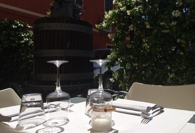 酒店 I Malpensanti Del Trieste