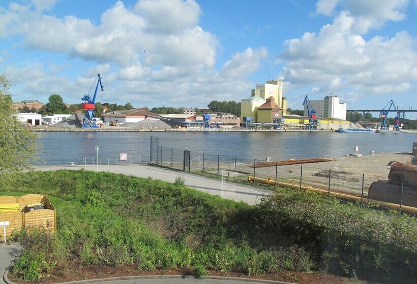 בית מלון כפרי Kanal Haus Das Gästehaus Direkt Am Nok