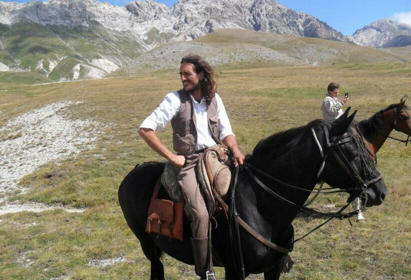 فندق L' Antico Casale