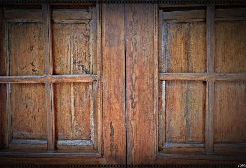 هتل Las Marías Family Home