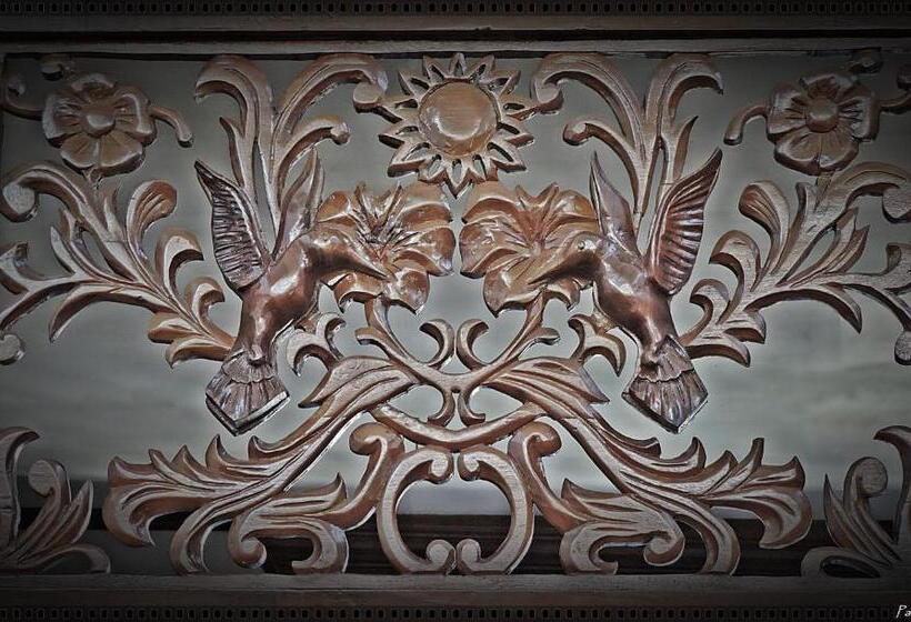 هتل Las Marías Family Home