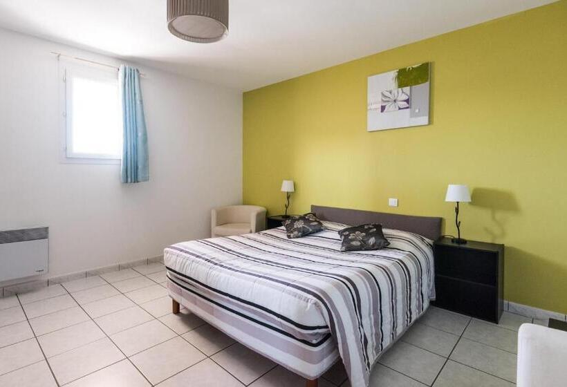 בית מלון כפרי Le Grand Jardin