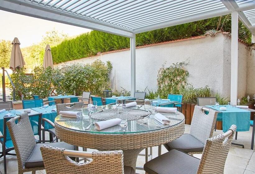 ホテル Le Place Neuve