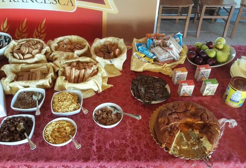 בית מלון כפרי Oasi Di Francesca