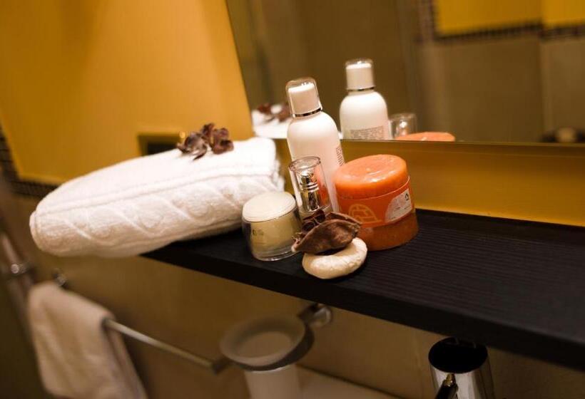 בית מלון כפרי Padus Meublè Parma