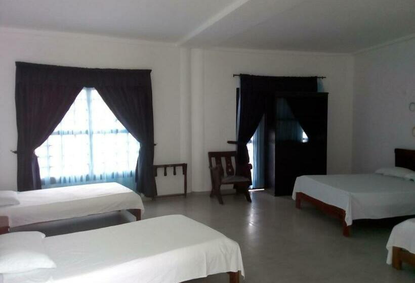 Отель Plaza Real Montelíbano