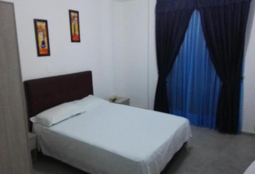 Отель Plaza Real Montelíbano