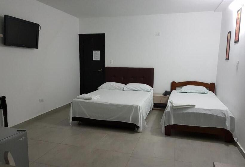 Отель Plaza Real Montelíbano