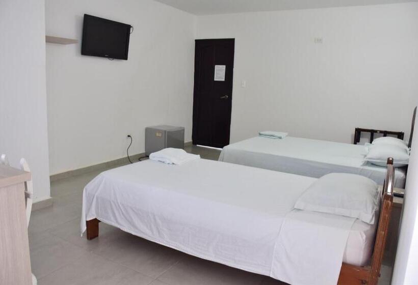 Отель Plaza Real Montelíbano