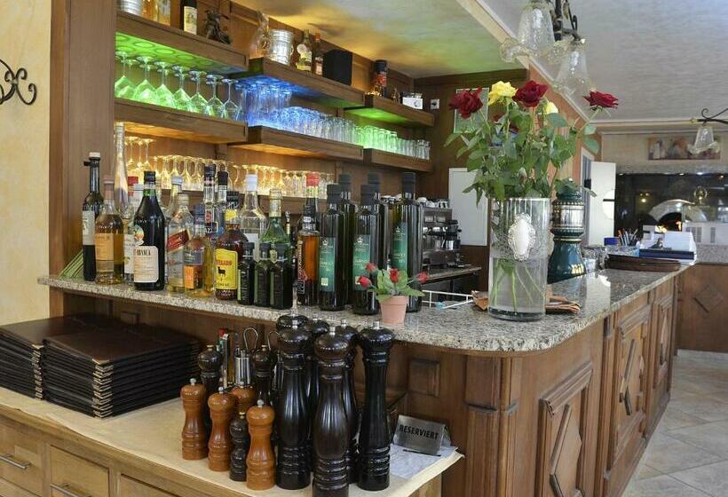 בית מלון כפרי Restaurant La Corona