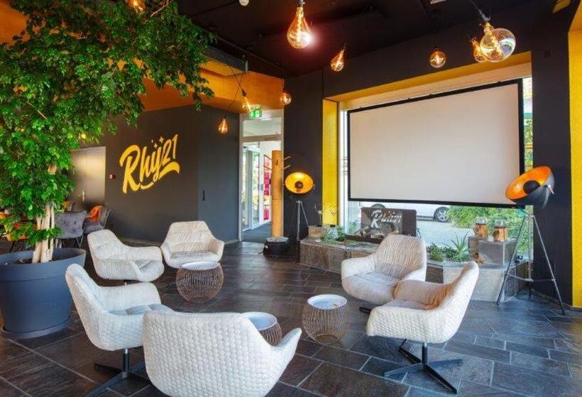 ホテル Restaurant Rhy