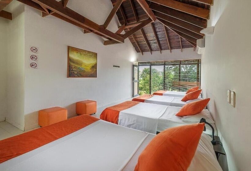 בית מלון כפרי San Marcelino De Las Rosas